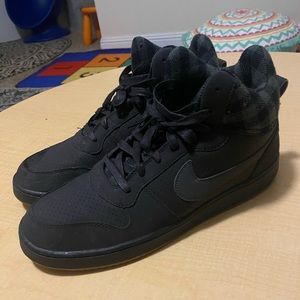 Nikes men’s size 11